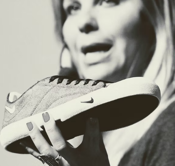 Carol Malerba em gestão de produtos e marketing na Nike